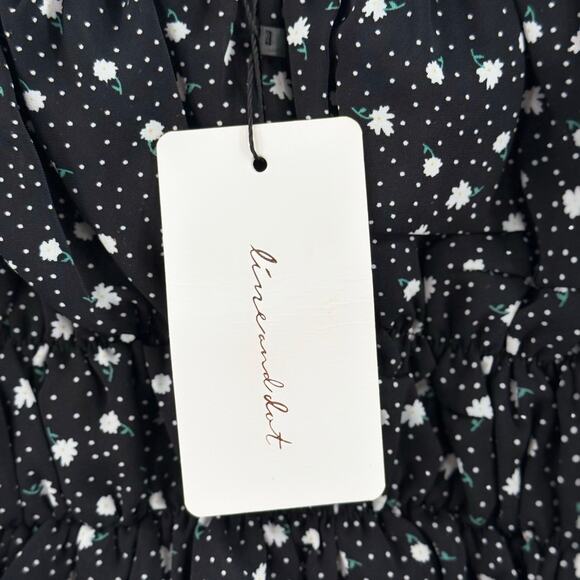 LINE AND DOT Leah Top Size Extra Small Floral Black Peplum Smocked NWT Cropped - Picture 6 of 12